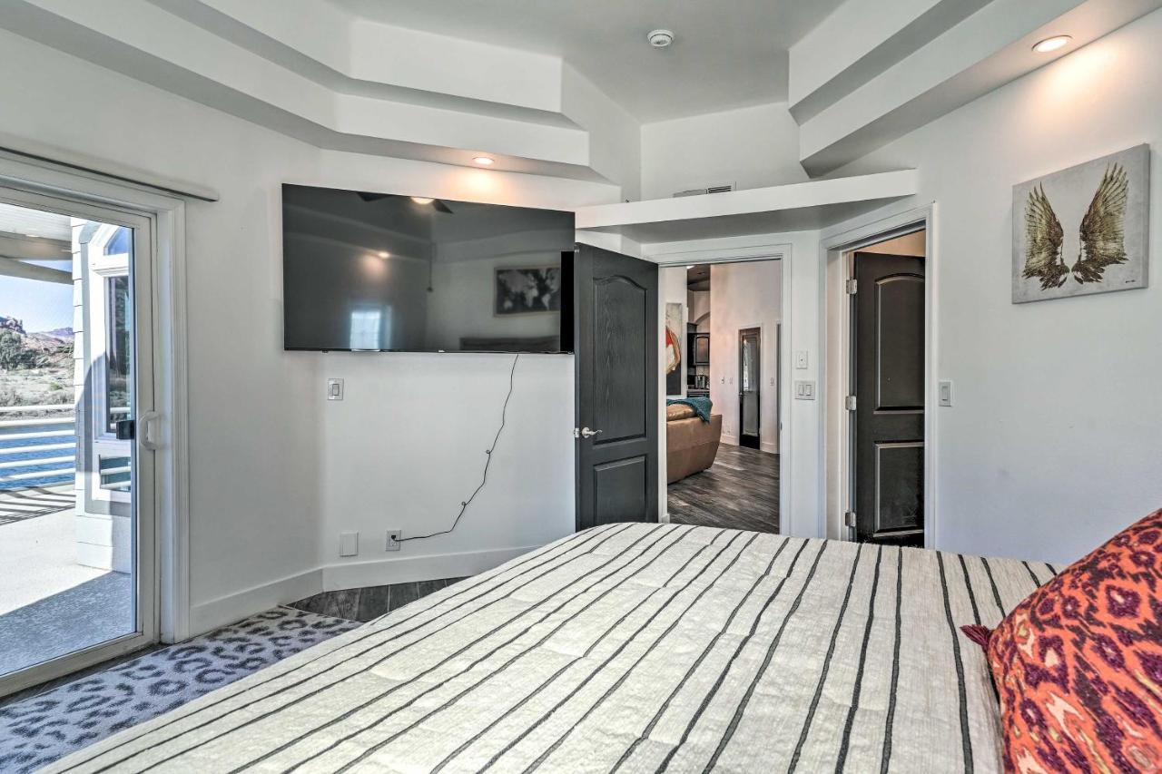 Spacious Parker House On The Colorado River! 外观 照片